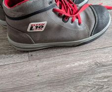 safety shoes