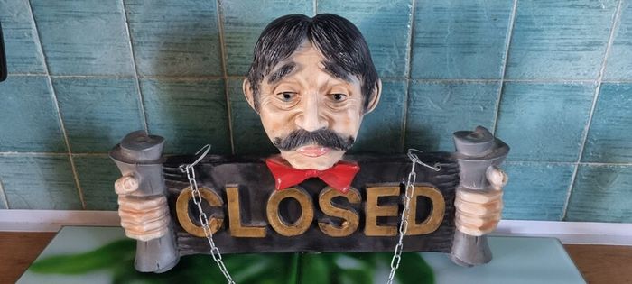 Open/Closed Shop Barber Sign