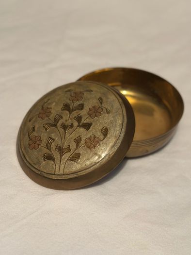 Vintage cloisonne trinket box