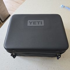 yeti 5L lunchbox