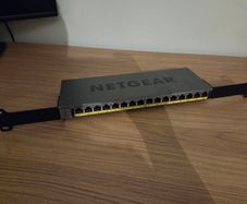 Netgear GS116PP POE switch