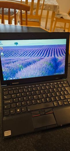 Lenovo thinkpad x100e