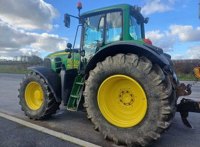 John deere 7430