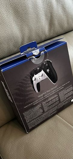 ps5  last of us controller limited edition