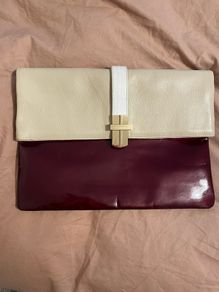 Angel Jackson fold over cluth