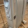 2000W Oil-Filled Electric Radiator Image 2