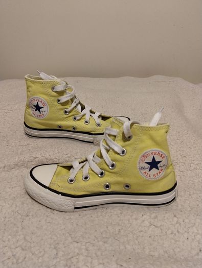 Converse All Stars Hi Tops Trainers