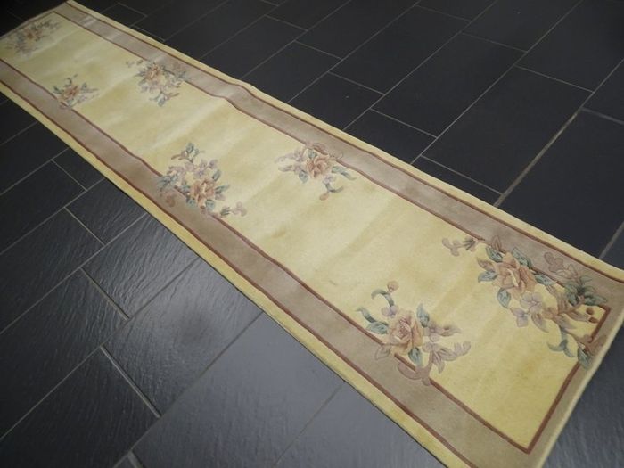 Chinese Aubusson Runner 3.30 x 0.70m (CHINA)