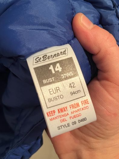 Vintage Ladies Windbreaker/ Pullover size 14