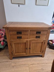 Solid wood sideboard cabinet