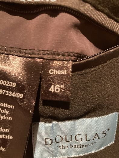 Douglas the Business Black overcoat with corduroy collar - Size 46 Chest