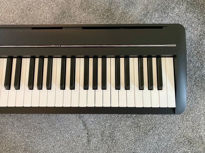 Kawai ES-120 B