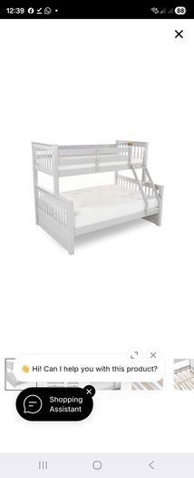 Triple bunk bed