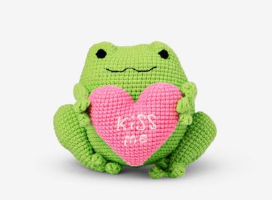 Crochet frog