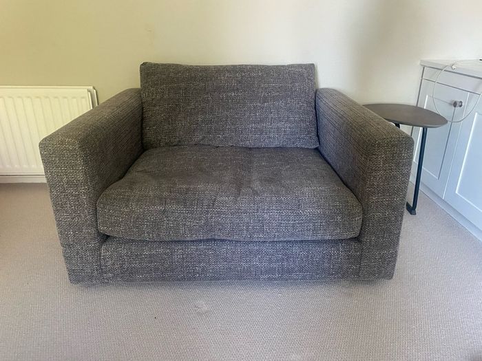 Bergen Snuggler Chair - loveseat