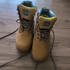 Dunlop trekking women or men shoes , New no tags , size UK 5(eu 38)