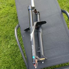 Suntour Durolux 36 EQ RC2 180mm fork