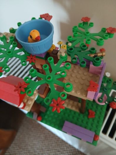 Lego Friends Olivia's Tree House and Manual