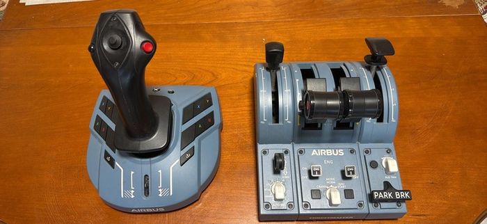 Thrustmaster airbus captain pack