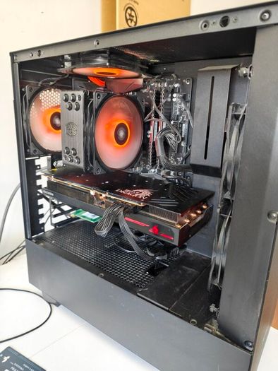Gaming PC Ryzen 5 5600X / RX 6800 16GB / 1440p 144hz Monitor / Full Bundle