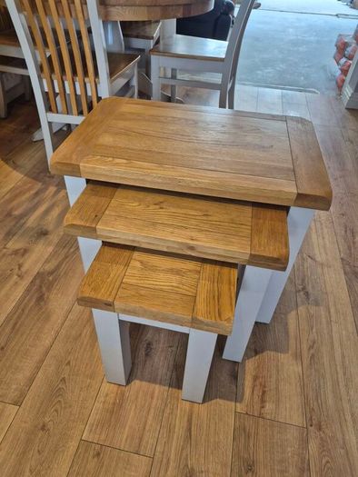 Kitchen table