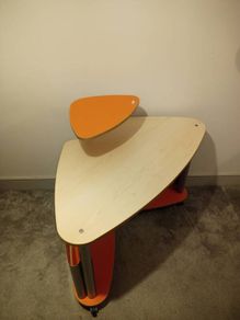 office desk/table