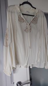 Gallery Blouse