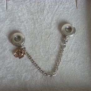 Pandora Family Heart safety chain charm very good condition hallmarked