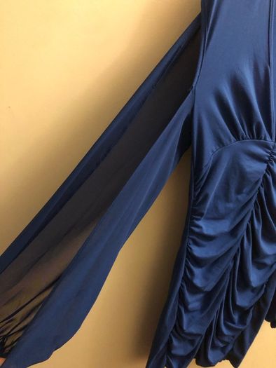 Blue dress (medium)