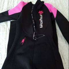 Womens wetsuit size 12