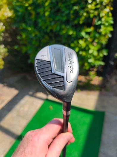 Set of golf clubs