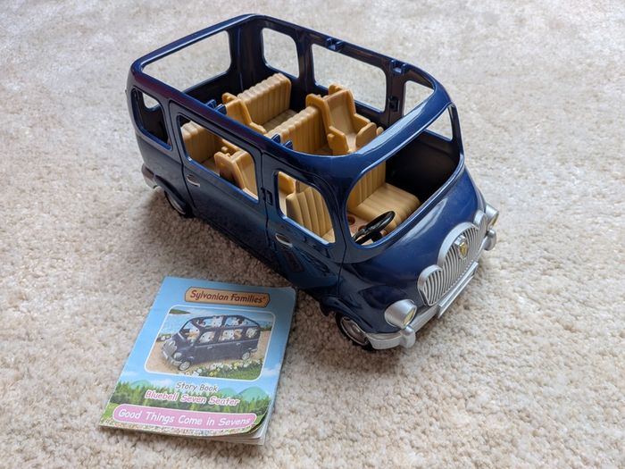 Sylvanian Car Bluebell Seven Seater