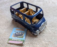 Sylvanian Car Bluebell Seven Seater