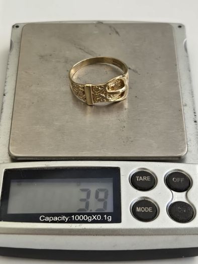 Vintage Gents 9ct Gold Buckle Ring