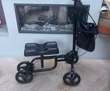 Knee scooter