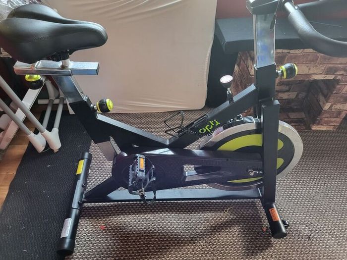 Excersise  spin bike opti