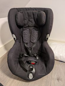 Maxi Cosi car seat