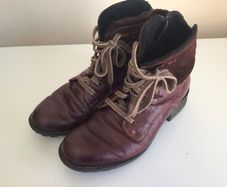 Josepf Seibel  Burgundy Leather boots Size 8