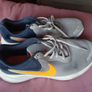 nike trainers x 2 Image 5