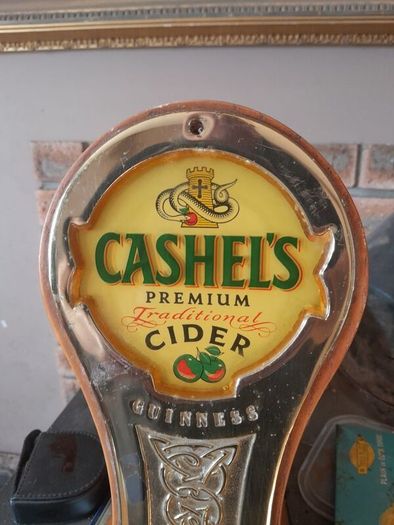 vintage  cashels cider font