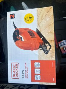 compact jigsaw with blade