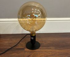 Table Lamp with 2 different bulbs