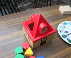Kids shapes fitting toy