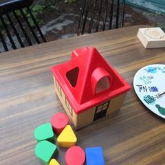 Kids shapes fitting toy