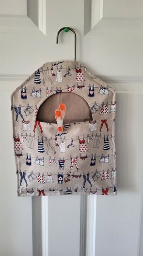 Peg bag. Fully lined.