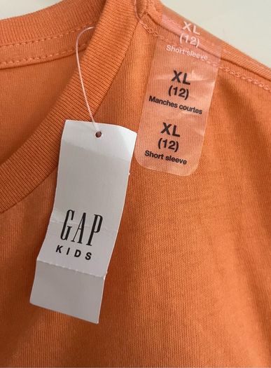 GAP T-shirt