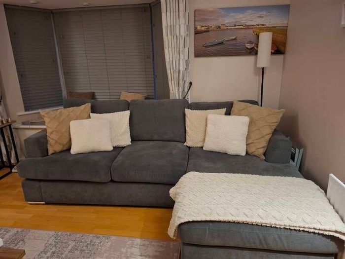 3 seater sofa