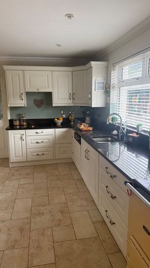 Kitchen for sale