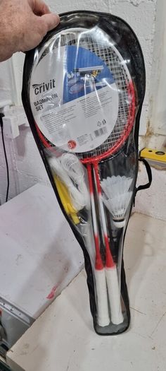 Badminton set