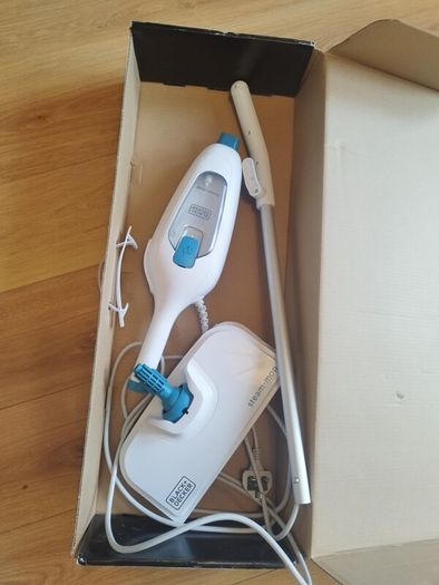 Black and Decker Steam Mop - Used Twice